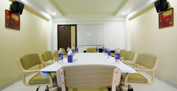Le Royale Hotel Dadra Kültér fotó
