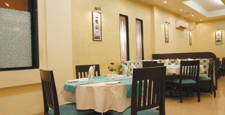Le Royale Hotel Dadra Kültér fotó